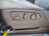 Used 2023 GMC Yukon SLT w/ SLT Luxury Package image 4