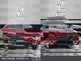 Used 2018 Toyota Highlander Limited Platinum image 2