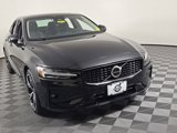 Certified 2025 Volvo S60 B5 Plus image 2