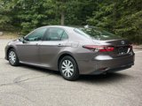 Used 2022 Toyota Camry LE image 5