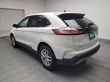 Used 2023 Ford Edge SEL image 5