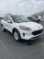 Used 2020 Ford Escape SE image 2