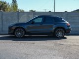 Certified 2025 Porsche Macan image 2