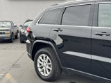 Used 2021 Jeep Grand Cherokee Laredo image 5