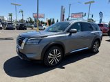 New 2025 Nissan Pathfinder Platinum image 3