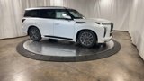 New 2025 INFINITI QX80 Sensory image 2
