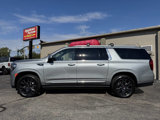 Used 2023 GMC Yukon XL Denali w/ Denali Reserve Package image 4