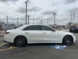 Used 2022 Mercedes-Benz S 580 4MATIC Sedan w/ AMG Line Package image 4