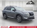 New 2025 Nissan Pathfinder Platinum image 3