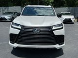 New 2025 Lexus LX 700h Overtrail image 3