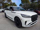 New 2025 Lincoln Aviator Reserve w/ Luxury Package image 2