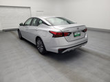 Used 2023 Nissan Altima 2.5 SV image 5