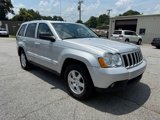 Used 2010 Jeep Grand Cherokee Laredo image 3