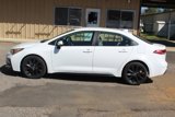 Used 2023 Toyota Corolla SE image 2