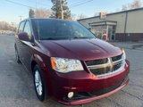 Used 2018 Dodge Grand Caravan SXT image 3