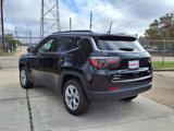 New 2025 Jeep Compass Latitude image 2