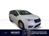 Used 2024 Chrysler Pacifica Touring image 1