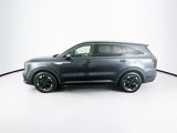 Used 2024 Kia Sorento S image 4