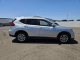 Used 2019 Nissan Rogue SV image 4