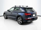 Used 2020 Audi Q5 e Premium Plus w/ Premium Plus Package image 3