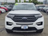 Used 2022 Ford Explorer XLT image 2