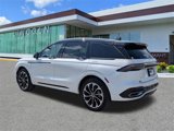 New 2025 Lincoln Nautilus Reserve image 6