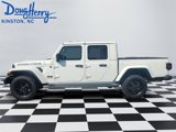 New 2025 Jeep Gladiator Sport image 2