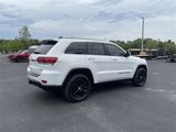 Used 2022 Jeep Grand Cherokee Laredo X image 4