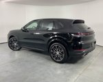 Used 2024 Porsche Cayenne image 3
