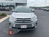 Used 2017 Toyota Highlander XLE image 2