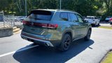 New 2026 Volkswagen Atlas Peak Edition image 5
