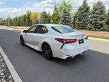 Used 2018 Toyota Camry SE image 3