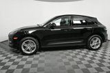 Used 2025 Porsche Macan image 2