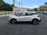 Used 2019 Nissan Kicks SV image 4