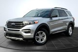 Used 2023 Ford Explorer XLT w/ Equipment Group 202A image 3