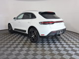 Certified 2024 Porsche Macan image 3
