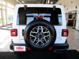 Used 2025 Jeep Wrangler Sahara image 5
