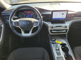 Certified 2021 Ford Explorer XLT image 4