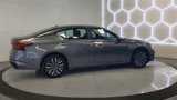Used 2023 Nissan Altima 2.5 SV image 4