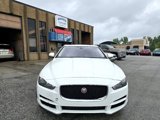 Used 2017 Jaguar XE image 6