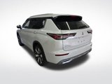 New 2025 Mitsubishi Outlander SEL image 3