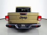 New 2025 Jeep Gladiator Sport image 6