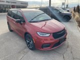 New 2025 Chrysler Pacifica Limited w/ Uconnect Theater Family Group image 2