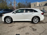 Used 2015 Toyota Venza LE image 3
