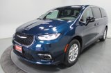 New 2025 Chrysler Pacifica Select image 3