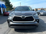 Used 2022 Toyota Highlander XLE image 2