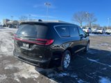 New 2025 Chrysler Pacifica Select image 3