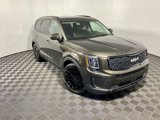 Used 2022 Kia Telluride SX w/ Nightfall Edition Package image 5