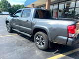 Used 2017 Toyota Tacoma TRD Sport w/ Tow Package (A/T) image 6