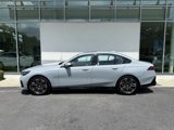 New 2026 BMW 530i xDrive w/ M Sport Package image 2